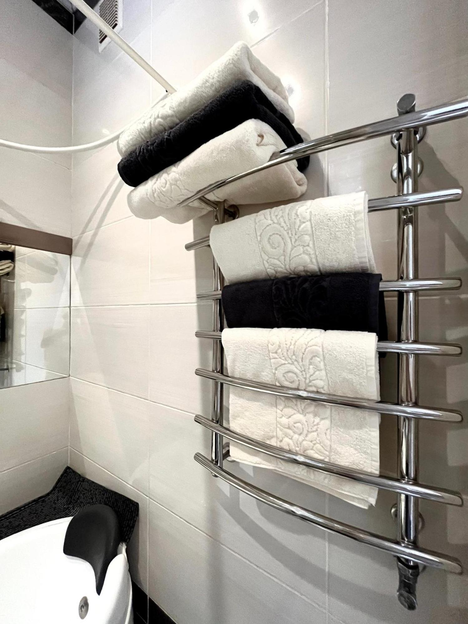 Appartement Світло Є! Історичний Центр! à Kiev Extérieur photo
