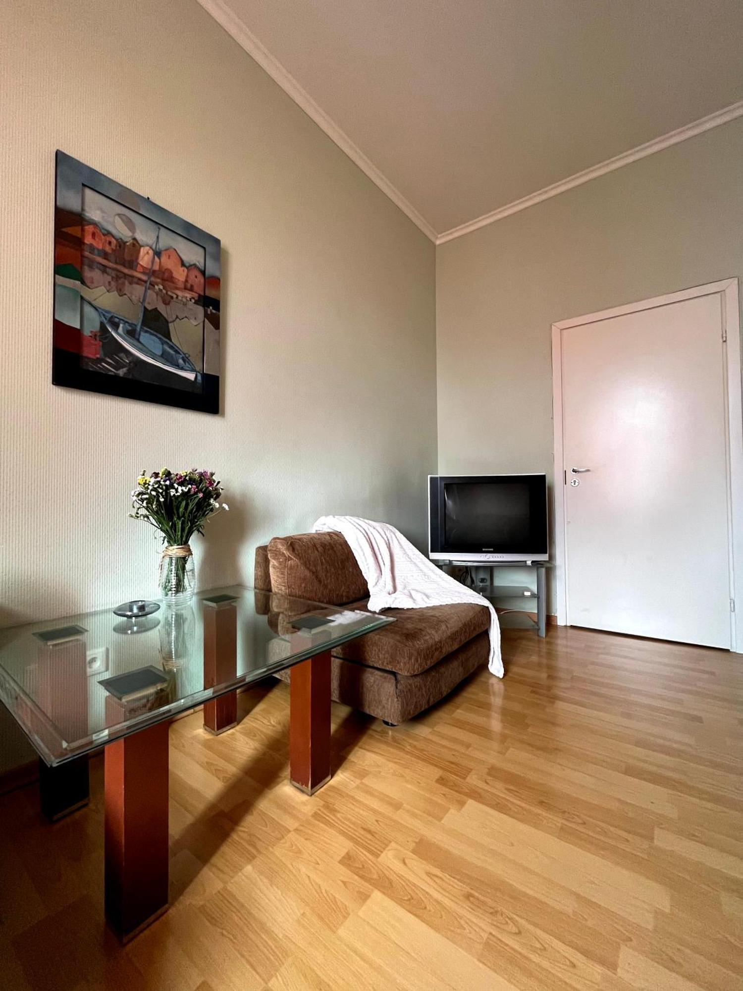 Appartement Світло Є! Історичний Центр! à Kiev Extérieur photo
